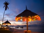 Iluminada y atractiva playa en Malasia