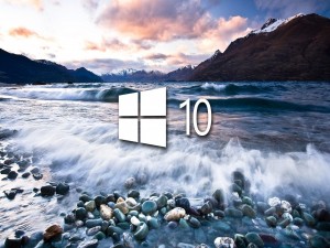 Windows 10 en la orilla de un lago