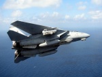 F-14 Tomcat sobre el mar