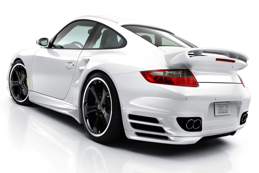 Porsche 911 de color blanco