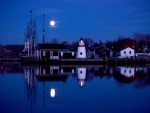 Luna sobre el puerto de Mystic (Connecticut)