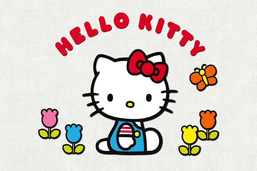 Hello Kitty entre las flores