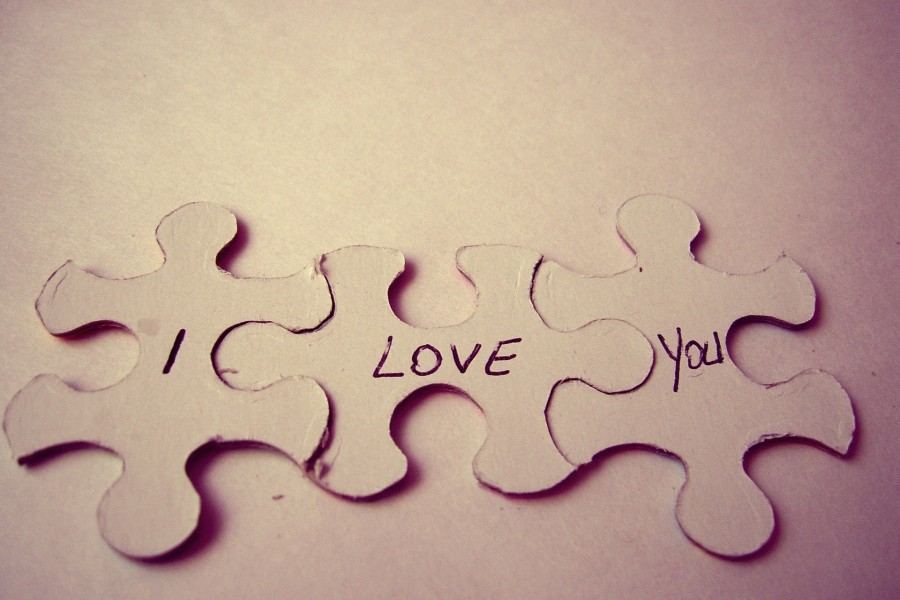 "Te quiero" en unas piezas de puzzle