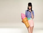 Katy Perry con un gran helado