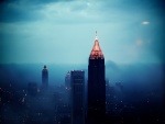 Edificios de Atlanta entre la niebla