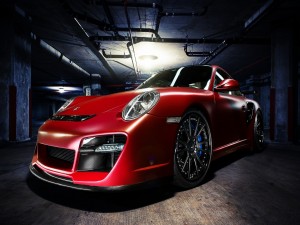 Porsche 911 de color rojo