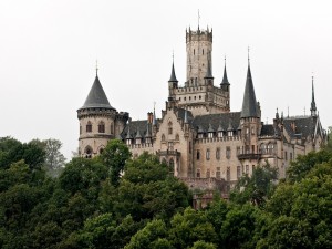 Postal: Castillo de Marienburg (Baja Sajonia, Alemania)