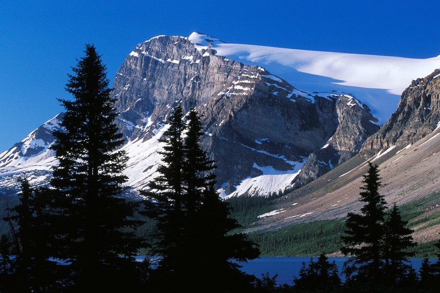 Montaña en el Parque Nacional Banff (Alberta,Canadá)