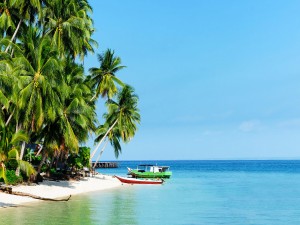 Playa de arena blanca (Islas Derawan)