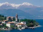 Hermosa vista del lago Como (Italia)