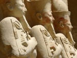 Estatuas del Templo funerario de Hatshepsut (Tebas, Egipto)