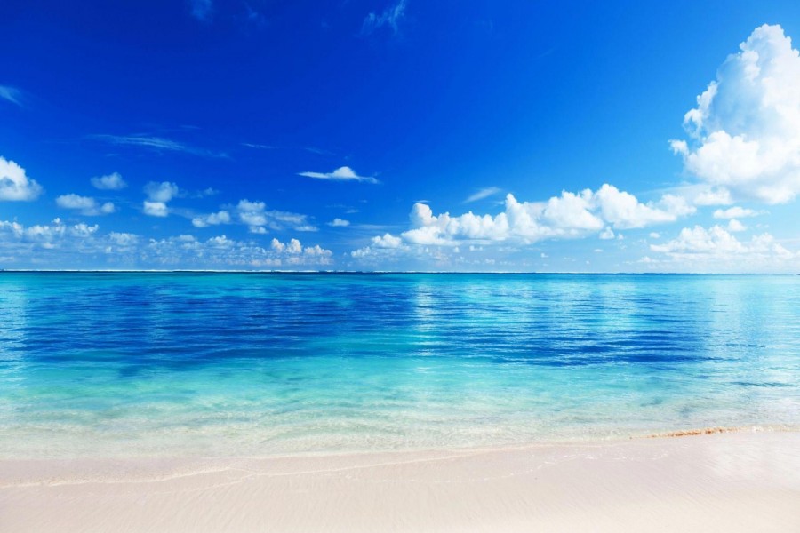 Hermosa playa azul