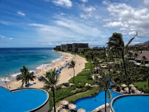 Hotel con piscinas a pie de playa (Hawaii)