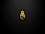 Escudo del Real Madrid en un fondo negro