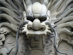 Estatua del dragón chino